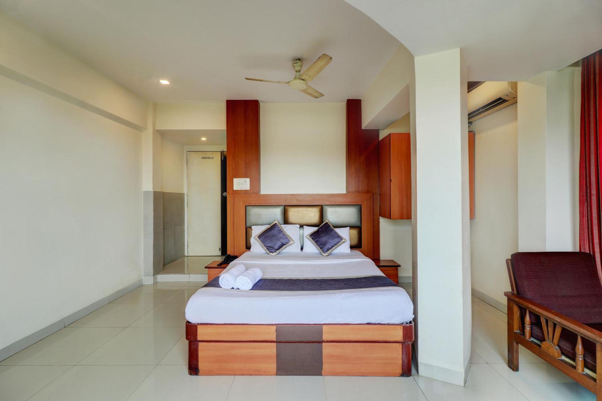 Hotel New Sarovar Grand Panvel Εξωτερικό φωτογραφία