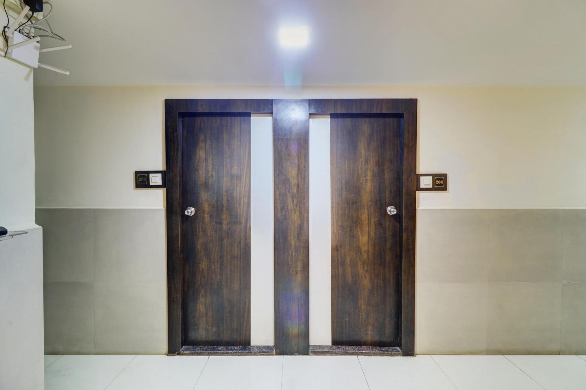 Hotel New Sarovar Grand Panvel Εξωτερικό φωτογραφία
